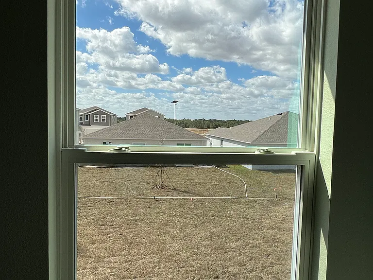 2170 Lasso Loop — Photo 8