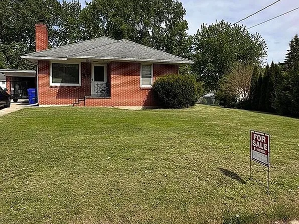 612 7th Ave NE, Independence, IA 50644