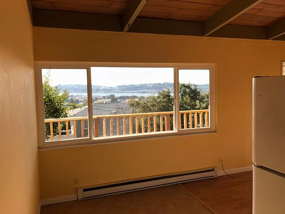 4th image of 611 Virginia St APT 20