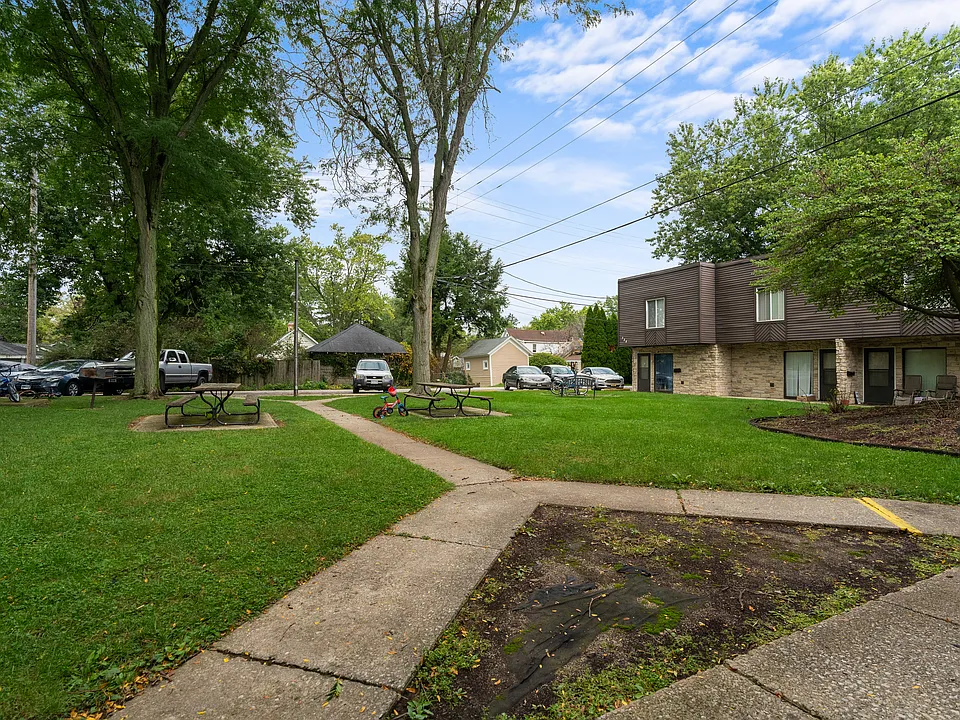 356 Locust St #A