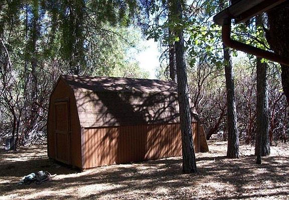 5th image of 3178 Kings Canyon Dr