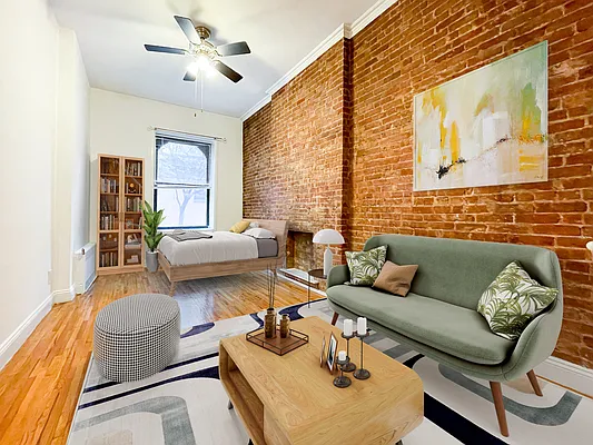 Rented by Oxford Property Group | media 7