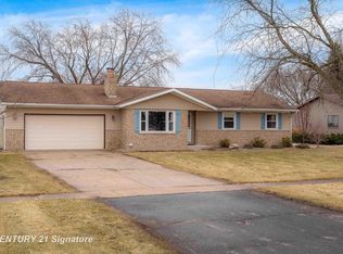 2205 S Van Buren Rd, Reese, MI 48757