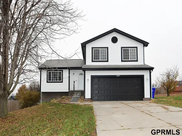 2807 Yorktown St, Bellevue, NE 68123