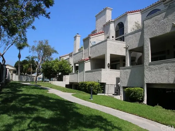 5031 Dorado Dr APT 202, Huntington Beach, CA 92649