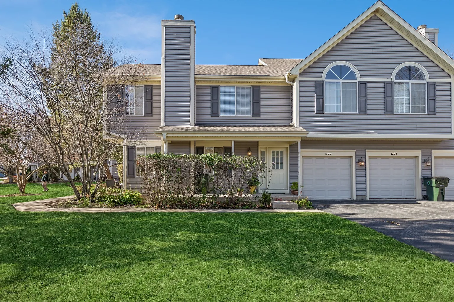 1200 Locust Dr photo 1