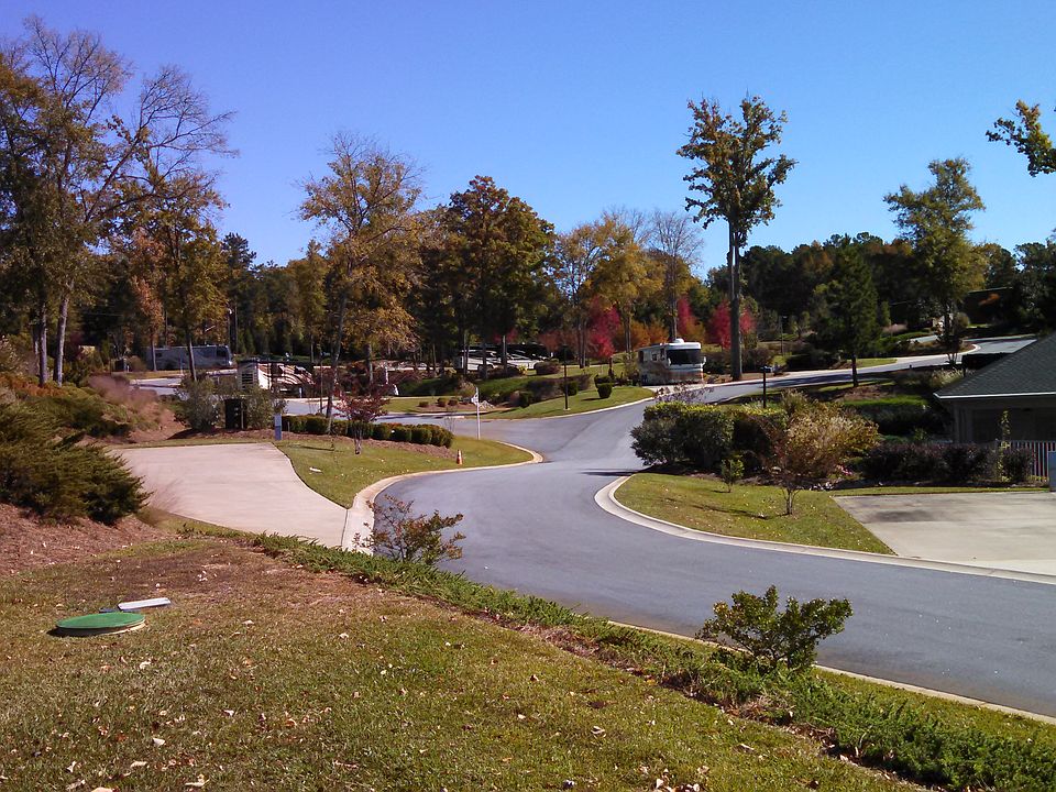 2nd image of 69 Flicker Dr