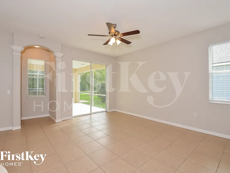 11527 57th Street Cir E — Photo 5