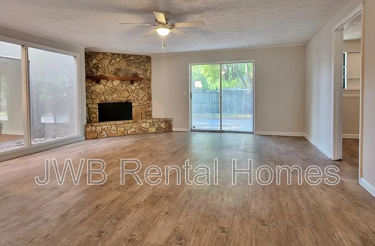 6976 Gribbin Ct — Photo 6