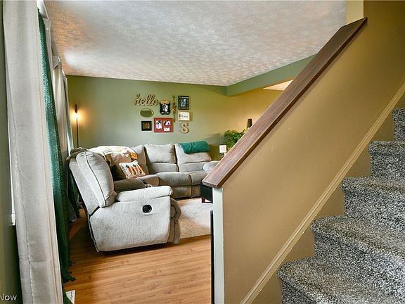 5th image of 353 Stahl Ave