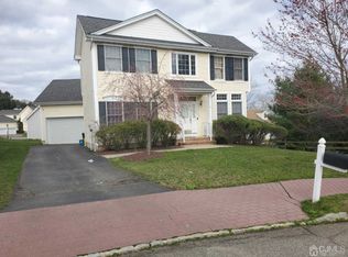 25 Pine St, East Brunswick, NJ 08816
