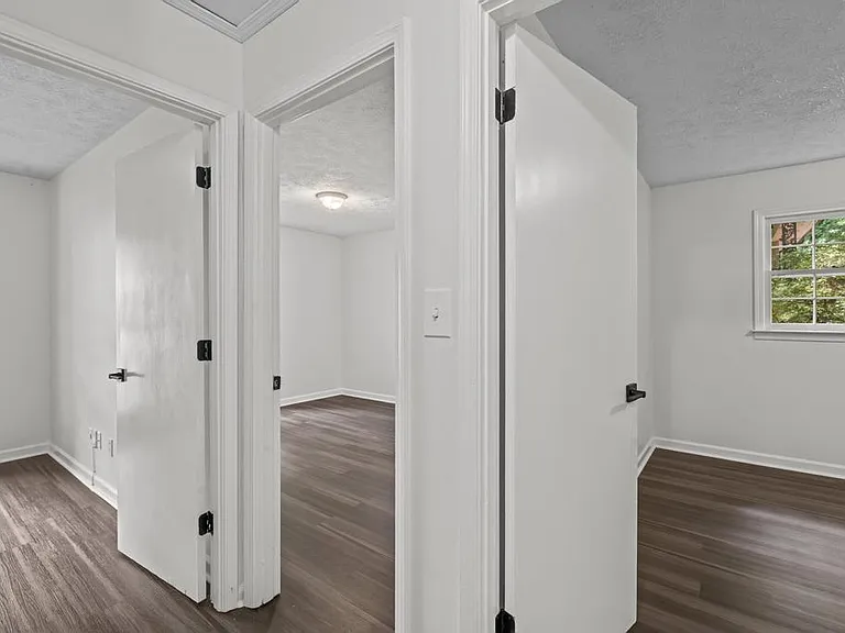 246 Barbara Ln SW — Photo 21