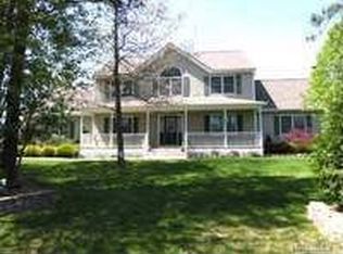 26 Deer Field Cres, Wading River, NY 11792