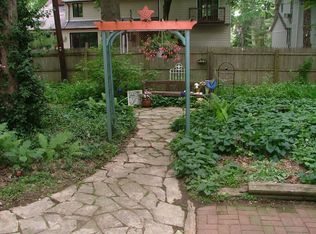 2363 Edington Rd, Columbus, OH 43221