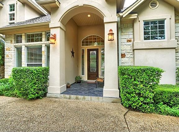 Beautiful front entry