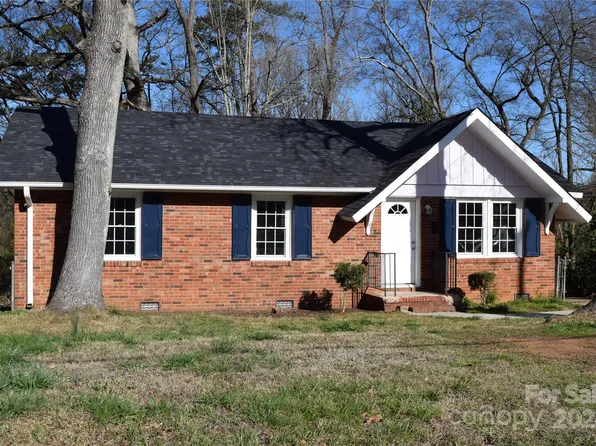 3612 Sargeant Dr, Charlotte, NC 28217