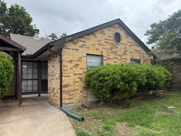 2414 Sunflower Dr, Arlington, TX 76014
