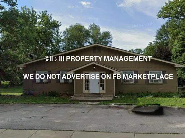 12141 W 55th St #4, Shawnee, KS 66216