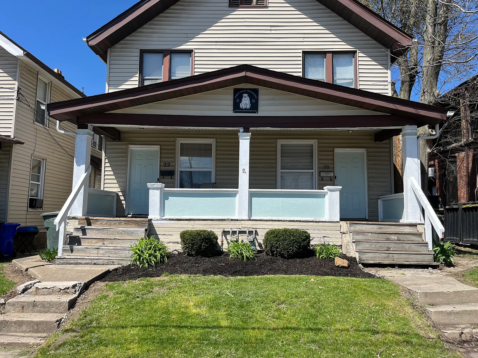 3 bed, 1100 sqft, $1,600 — Photo 1