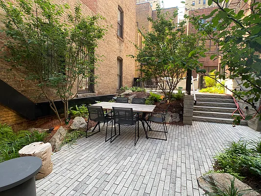 Rented by Tourma Realty LLC | media 21