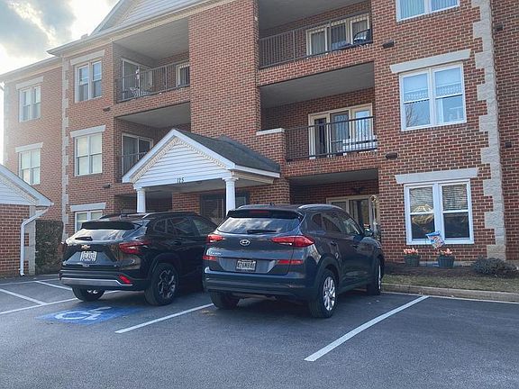 3rd image of 125 Cody Dr Unit 34