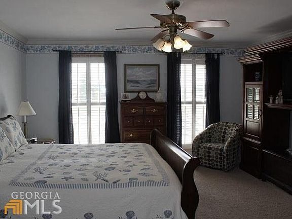 5th image of 71 Woodridge Way