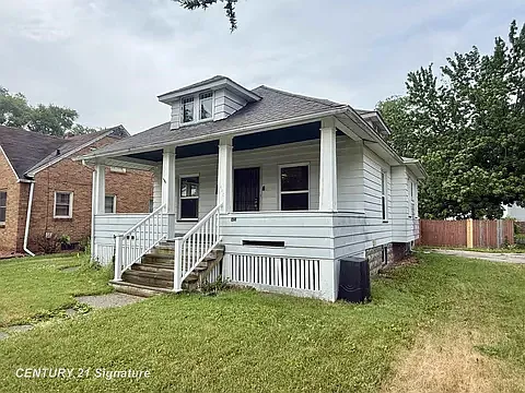 1425 Stephens St — Photo 2