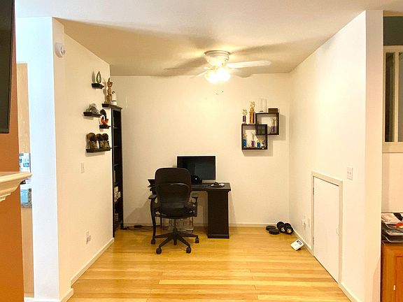 5th image of 16151 NE 93rd Way
