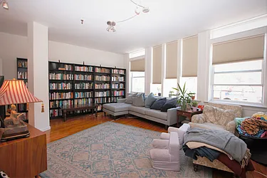 Rented by R New York