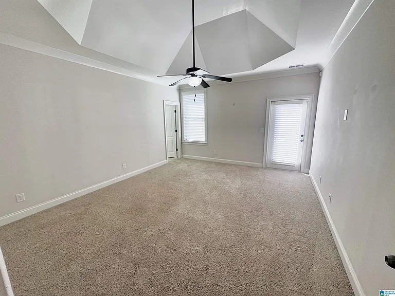4872 Heritage Hills Way — Photo 7