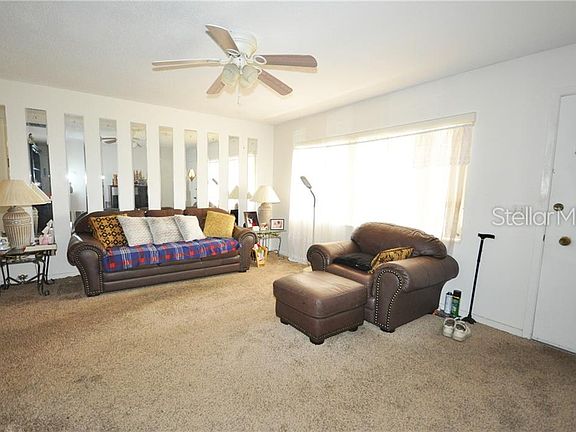 5th image of 2245 Parkview Ave