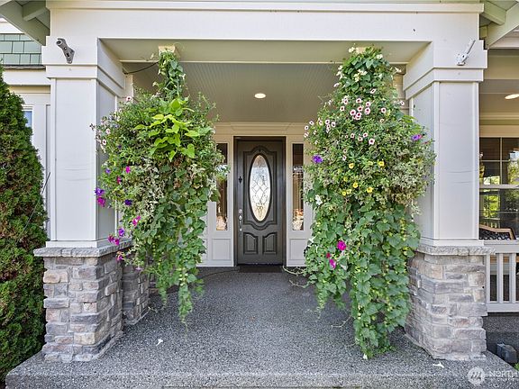 4th image of 14360 Roadrunner Lane