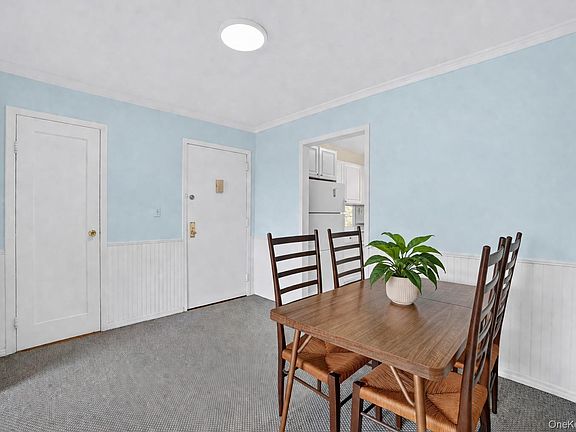 4th image of 37 Fieldstone Drive #E4
