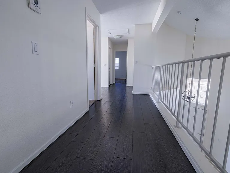 1143 Adelman Dr — Photo 15