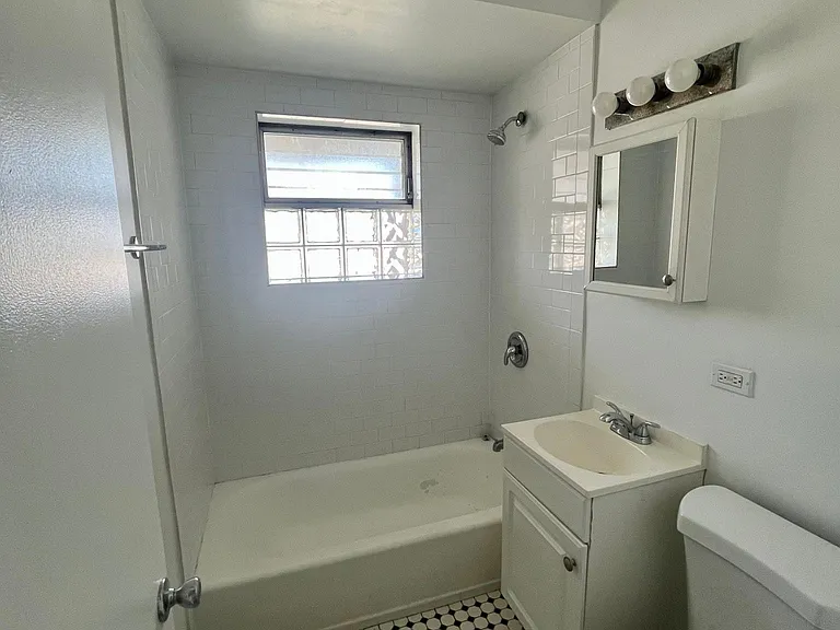 4903 W Columbus Dr #1 — Photo 11