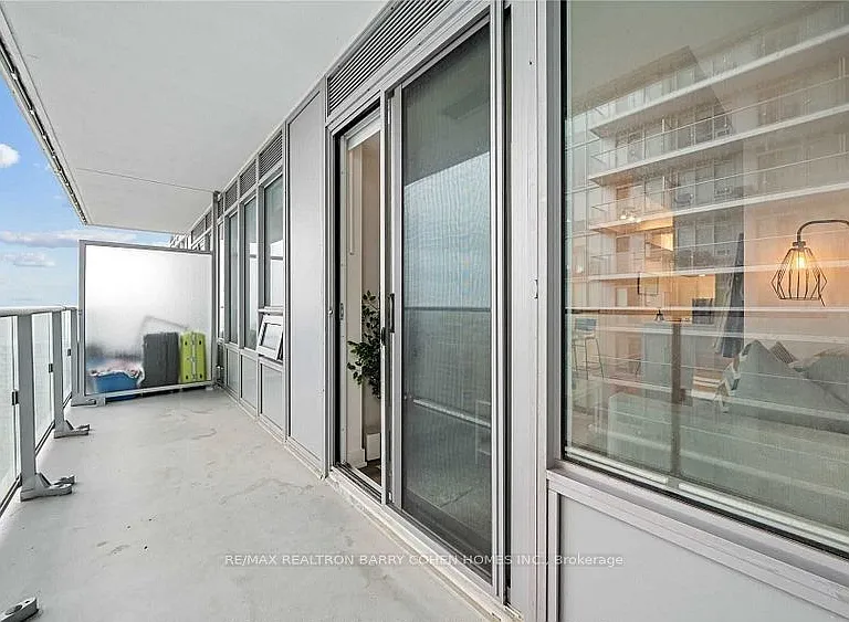 195 Redpath Ave #2002 — Photo 23
