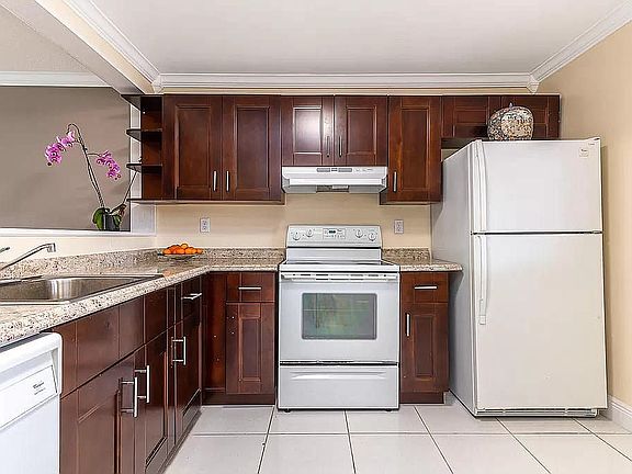 3rd image of 3250 NW 85th Ave APT 17