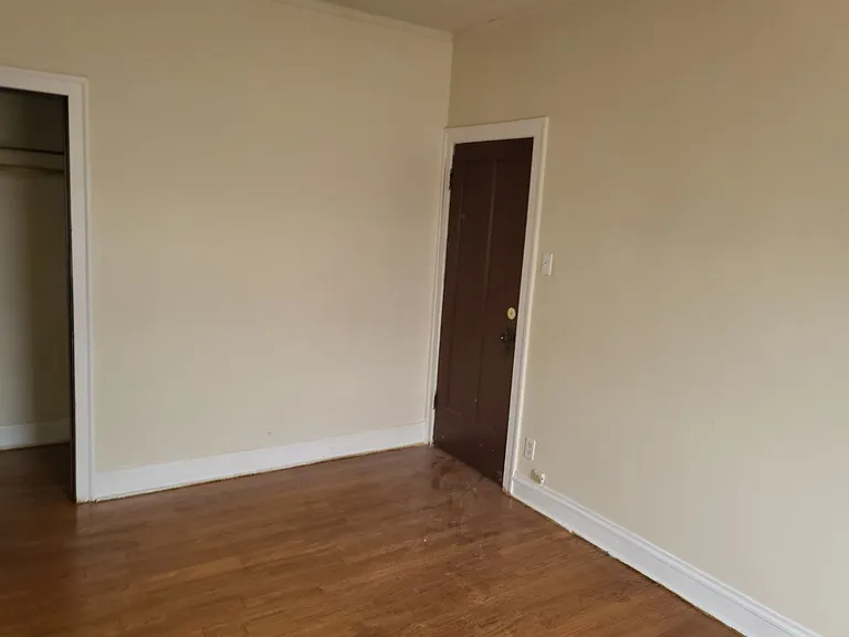 6315 S California Ave — Photo 41