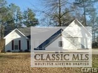 921 Century Oaks Dr, Winder, GA