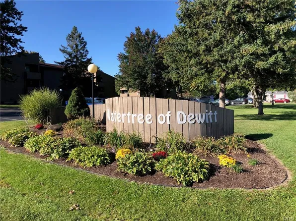 246 Watertree Dr, East Syracuse, NY 13057