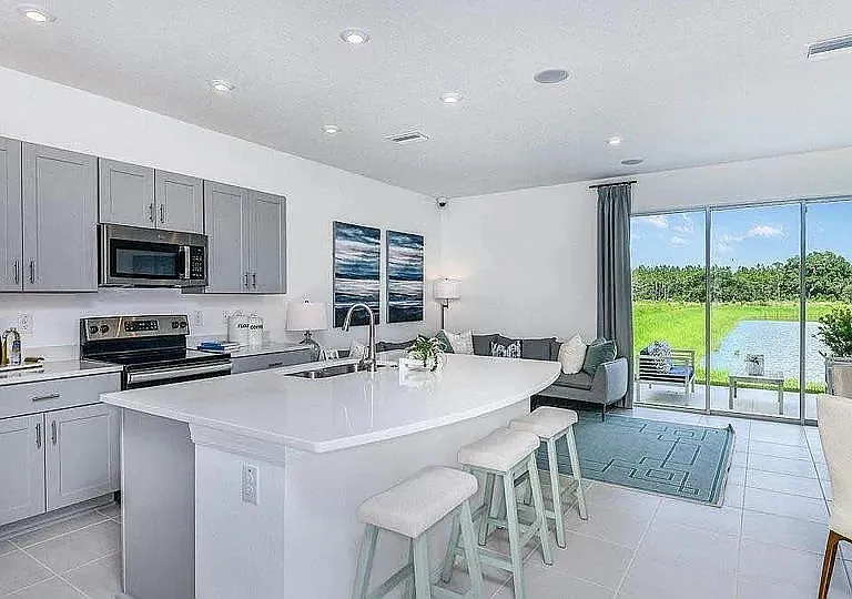 34250 Polacca Ln — Photo 2