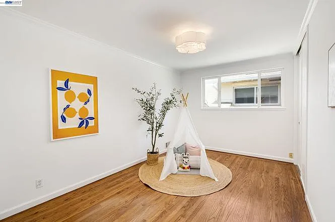 5265 Winifred Dr — Photo 16