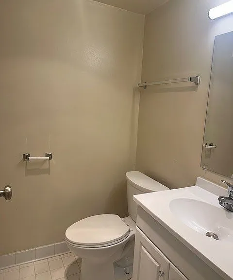 2400 Pennsylvania Avenue Apartments — Photo 73