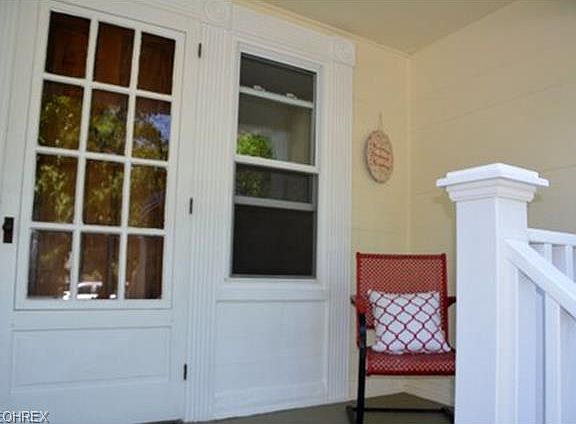 4th image of 91 Olive St