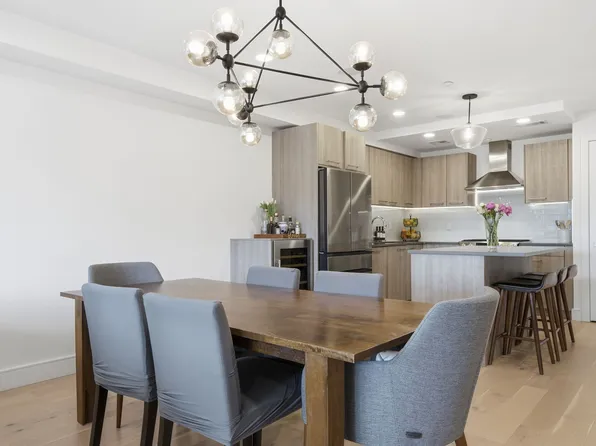 233 Ocean Parkway image 6 of 12