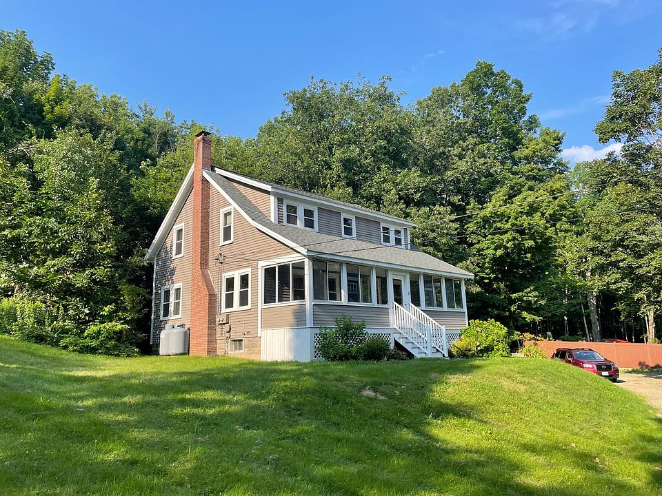 1st image of 25 Sherburne Rd