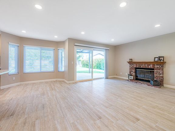 4th image of 3403 Fayance St