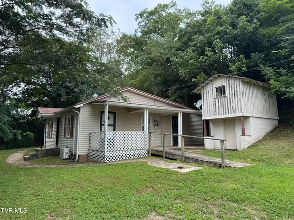 379 Ap Carter Hwy, Hiltons, VA 24258