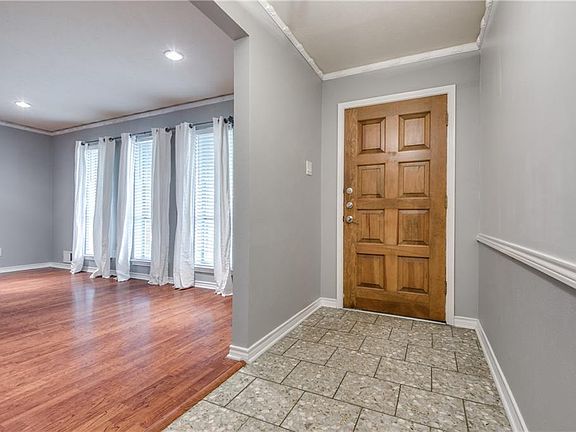 2nd image of 7960 La Cosa Dr