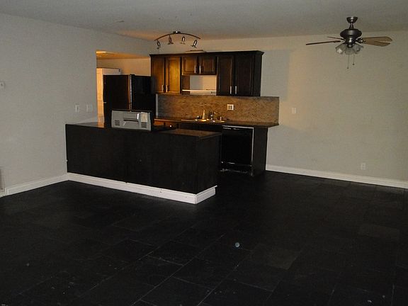 3rd image of 1494 Lorilyn Ave